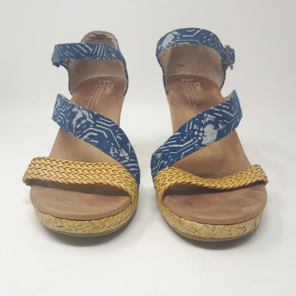 TOMS Clarissa Wedge Sandals Blue Batik Indigo Woven Platform Strappy Womens 8.5